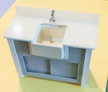 (image for) 1" Cabinet with "Farm Sink"